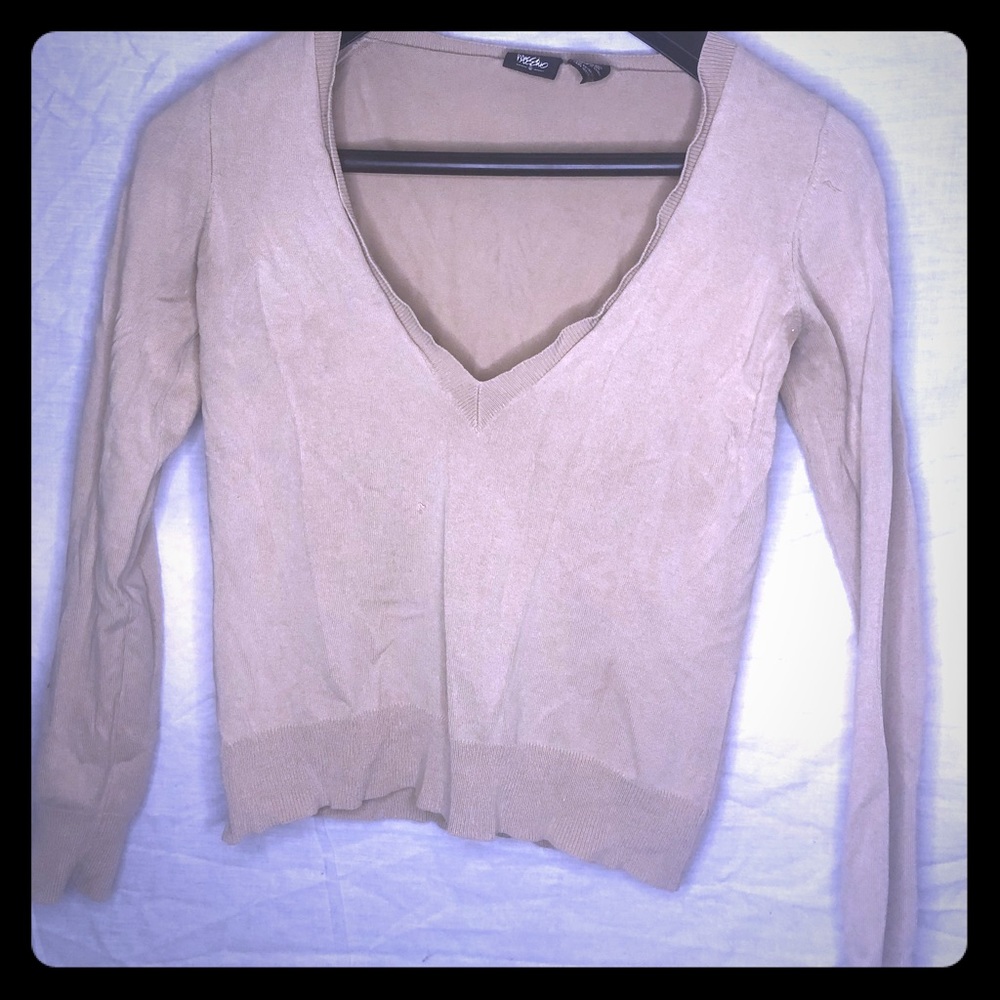 ⭐️ Tan Crop Top V-neck Sweater